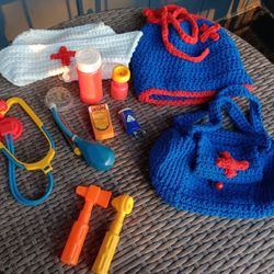 Knitted Nurse's Outfit & Play-Set
