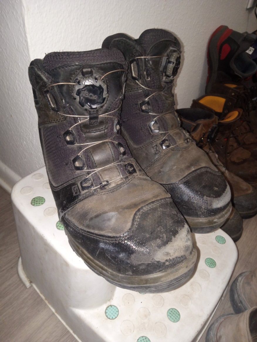 Red Wing Boots Size 10 And A Half