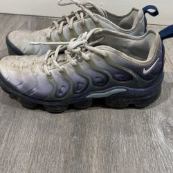  Nike Vapor Max