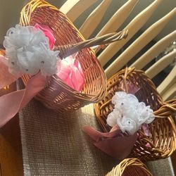 2 Flower Girl Baskets & Petals