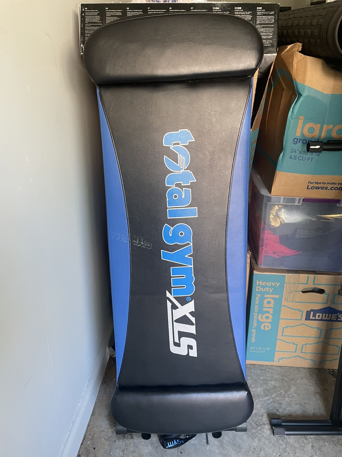 RELOCATING!! MUST SELL!!LIKE NEW/  ATTACHMENTS INCLUDED!!!