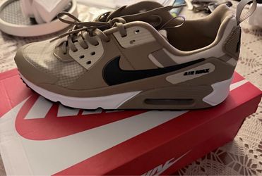 Nike Air Max 90 Sneakers