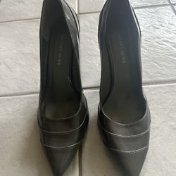 New Port News Gray Heels approx 4” size 9.5”