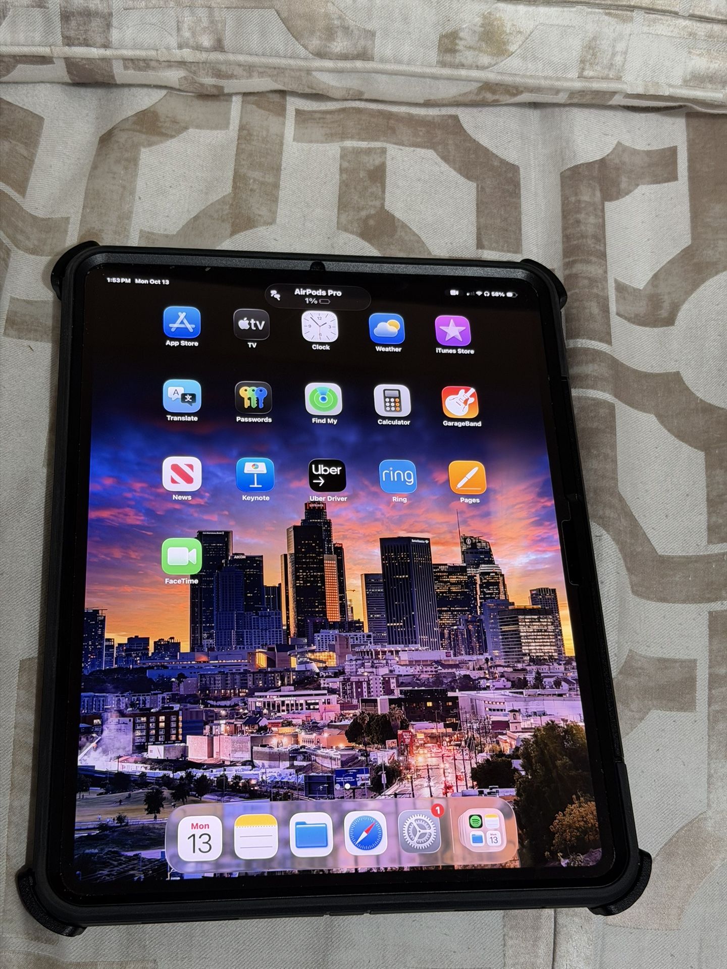 Apple 13 Inch iPad Pro M4 Chip Cellular 256GB (Space Black)