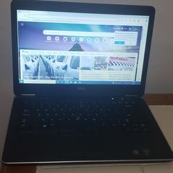 Dell  Latitude E7440 Intel I5 2.50 GHz 256 SSD  8Gig Ram  