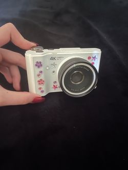 White 4K Digital Camera DMC-TSS with 16x Zoom