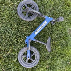 Strider 12 Sport Balance Bike — Blue, Good Condition