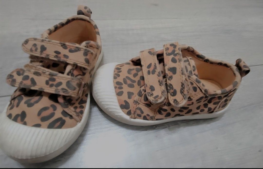 Cat & Jack Cheetah Toddler Shoes