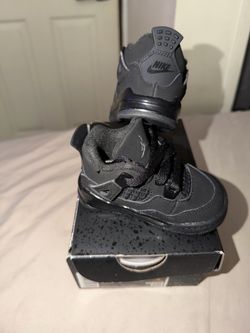 Jordan 4 Retro