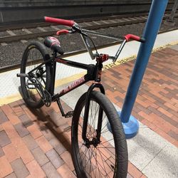 Throne the Marathon 29”