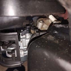 196 CC Coleman Motor With Governor Took Out Of Crankcase And Off Carburetor Put A Replacement Brand New 224 CC Carburetor On It 