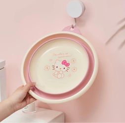 HELLO KITTY FOLDABLE FEET SOAKING BUCKET