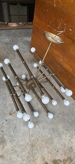 Mid-century Meurice style 22-light linear chandelier