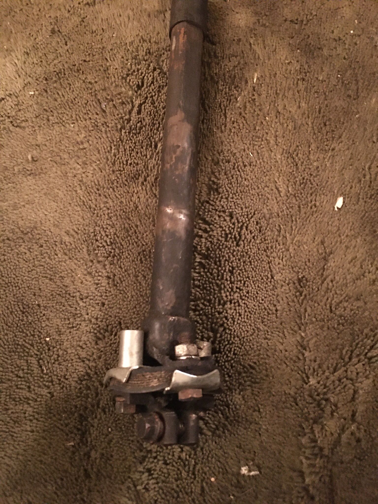 A FACTORY RAG JOINT FOR C 1500 GMC PICKUP TRUCK 1979/1991-$20.00