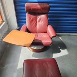 Ekornes Stressless "Taurus" Leather recliner And ottoman