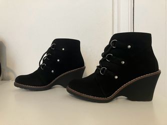 White Mountain Wedge Ankle Boots, Size 8