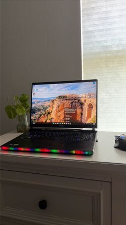 MSI RAIDER GE68 HX 14VGG, Gaming Laptop (BLACK)