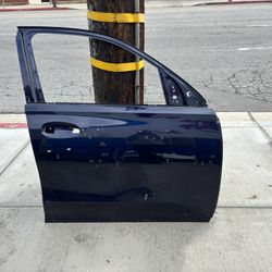 2020 2025 MERCEDES BENZ GLS GLE-CLASS RIGHT SIDE FRONT DOOR SHELL