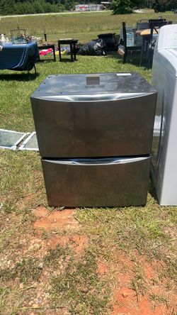 Washer/ dryer stack drawer set
