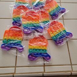 Running AMONGUS  POP UP TOYS