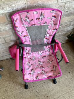 Folding camping chair