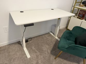 White Electric Standing Desk / Sit-Stand Desk – $50
