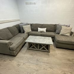 $650 Grey Sectional Couch. Delivery Available!