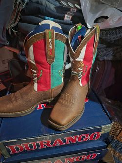 Botas Durango,  con caskillo y sin caskillo $145 par 10w y algunas otras medidas con caskillo ,$firm