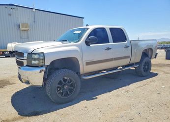 07 Chevrolet Silverado 2500 HD Crew Cab Pickup