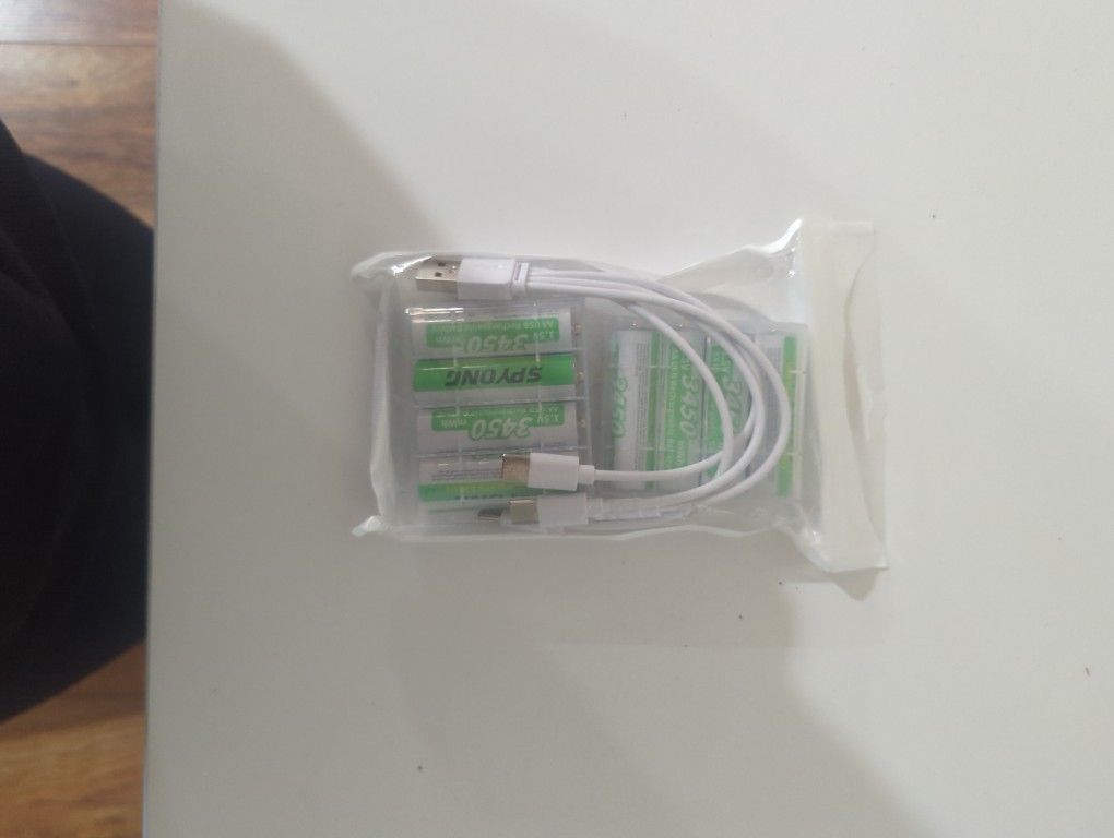 Rechargeable Brand New USB  3450 1.5y AA Battery