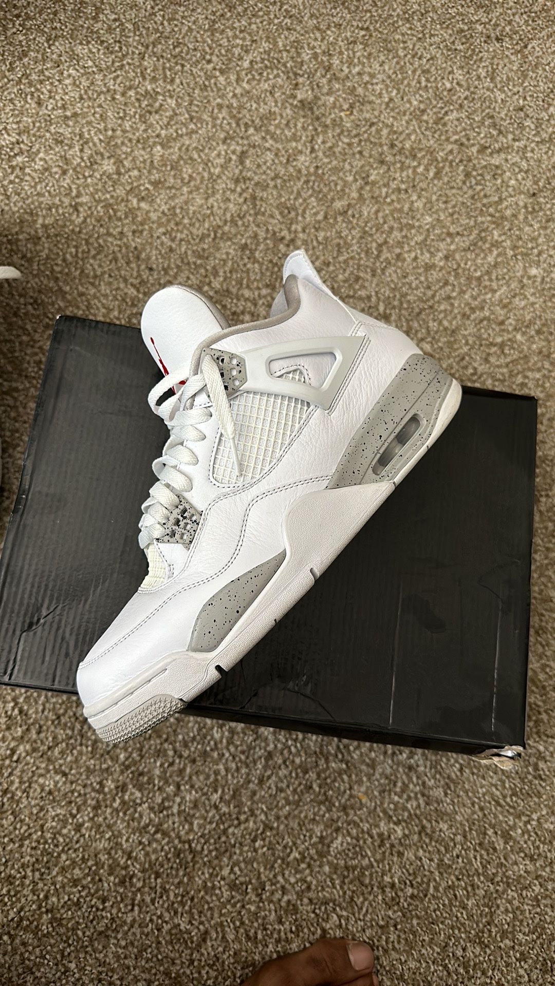 Jordan 4 White Oreo