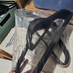 Brand new velvet hangers - 50, Black
