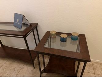 Riverside Furniture Console Table & End Table Set
