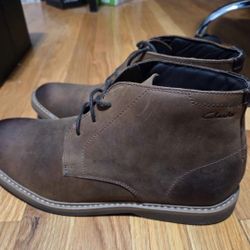 Clarks Mens Chelsea Boots NEW US 10.5