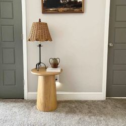 Wooden Round Pedestal Accent Side Table