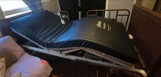 Invacare G5510 Medical bed