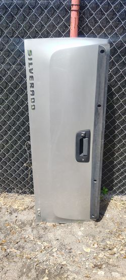 07-13 CHEVY SILVERADO TAILGATE