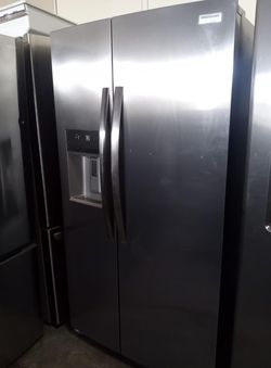 Frigidaire Side-by-Side Stainless Steel Fridge
