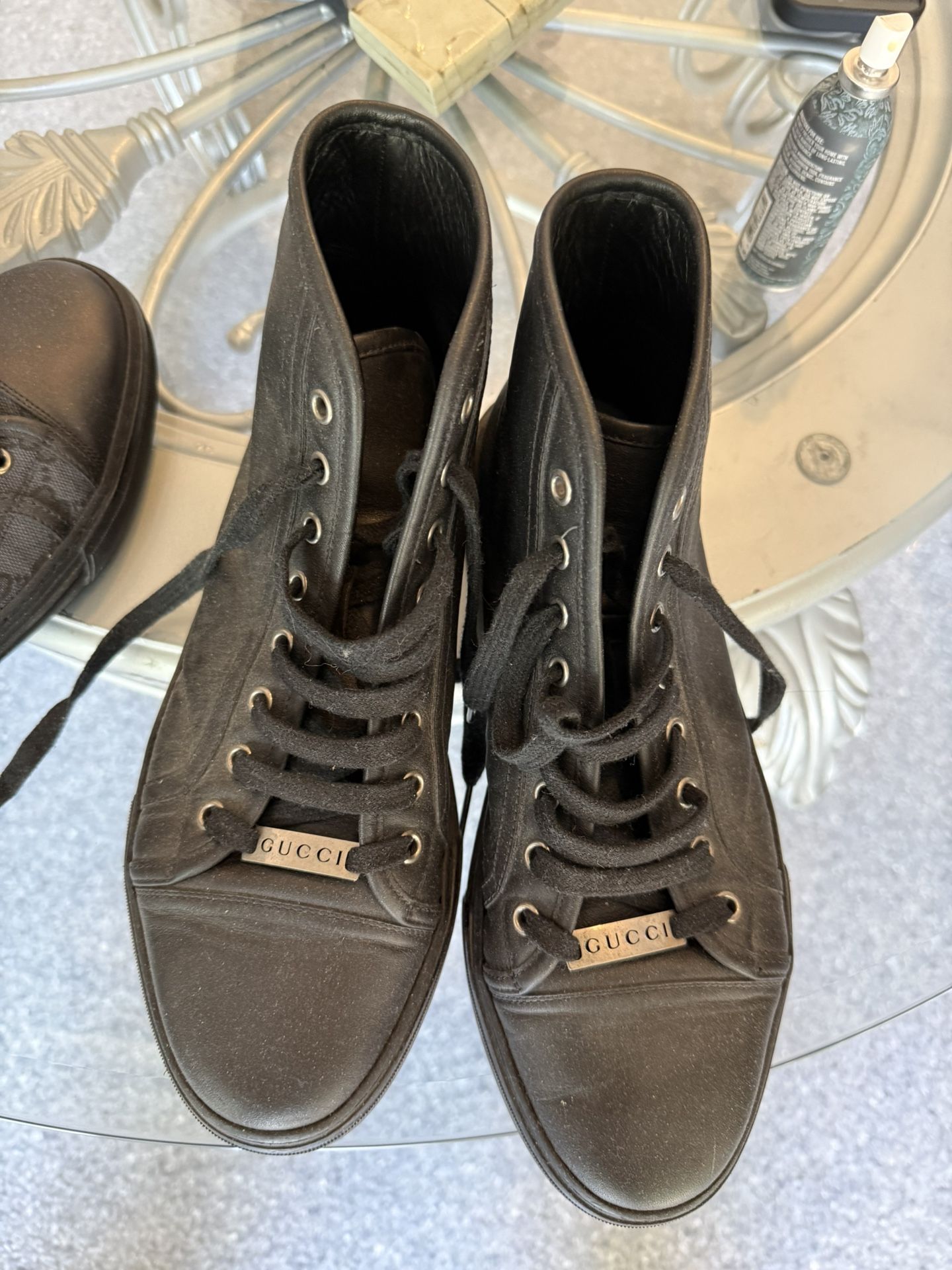 Men’s Leather Gucci Shoes 