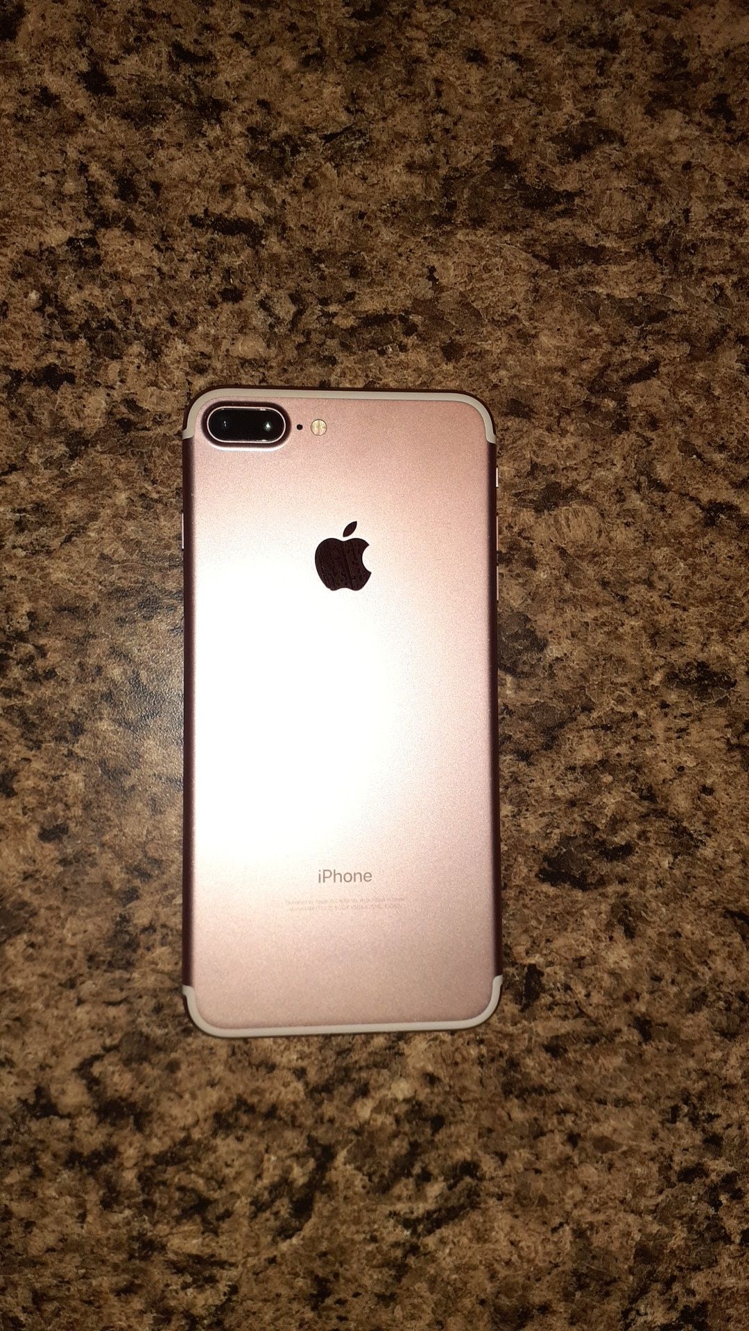 IPhone 7 plus RoseGold unlocked