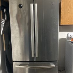 GE Fridge 