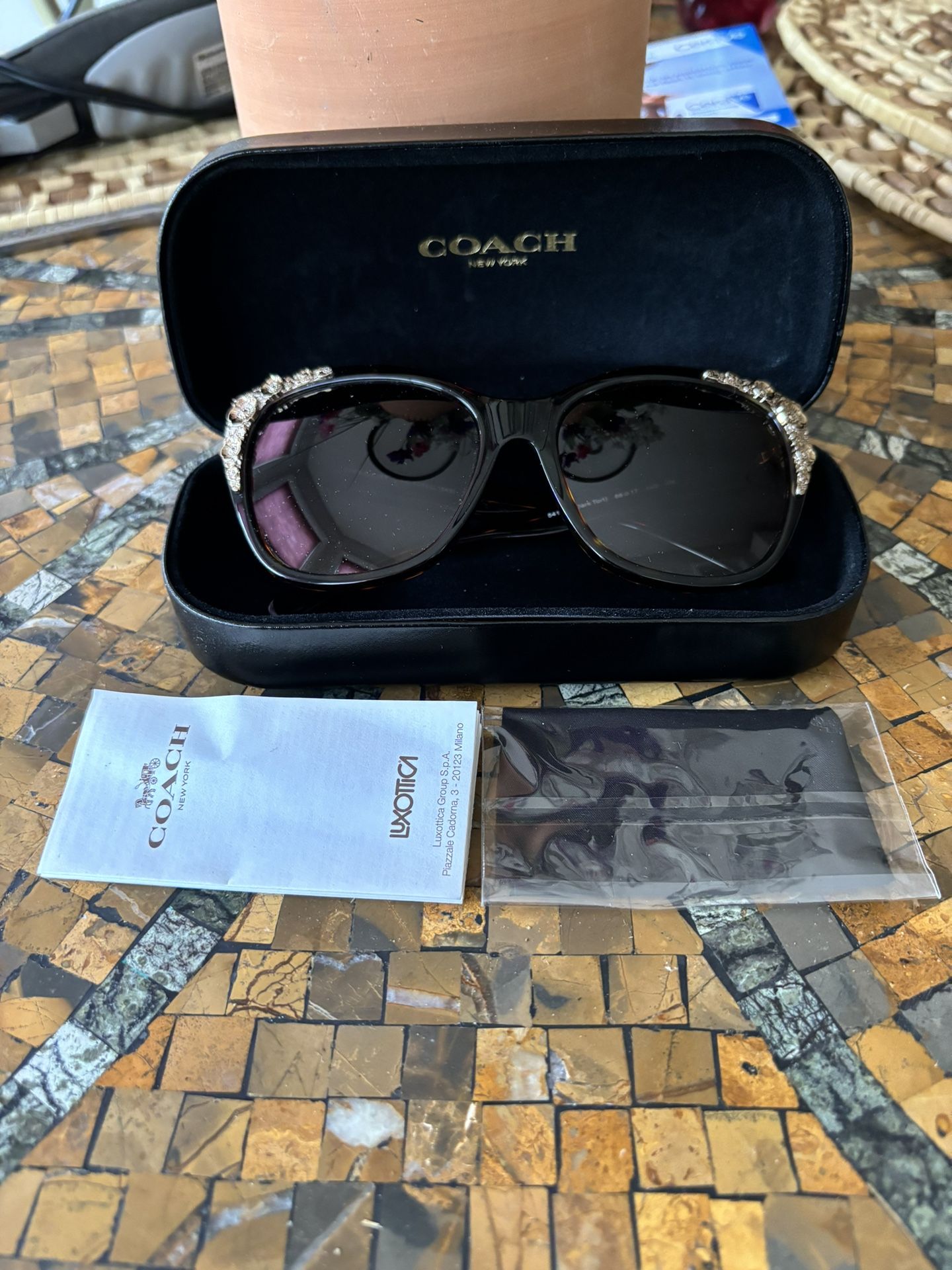 New Coach Women’s Sunglasses 