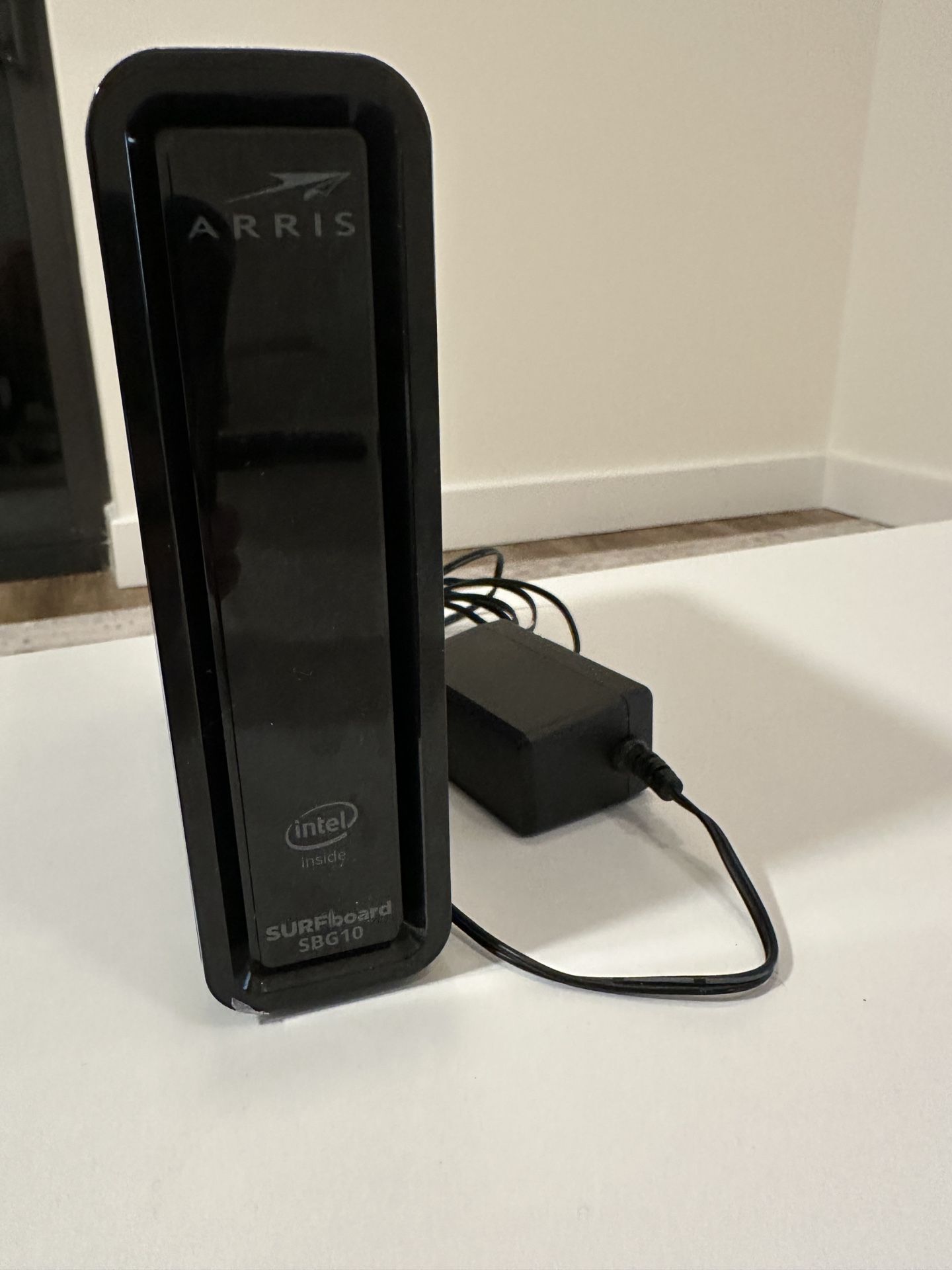 Arris Surfboard SBG10 DOCSIS 3.0