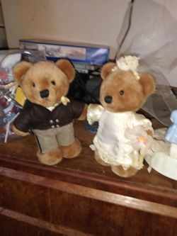 Dakin wedding bears
