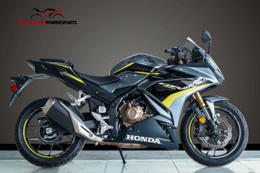 2023 Honda CBR300R