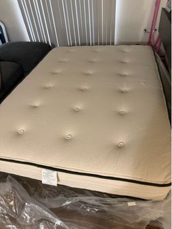 Queen mattress