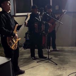 Grupo Norteño Chirrin