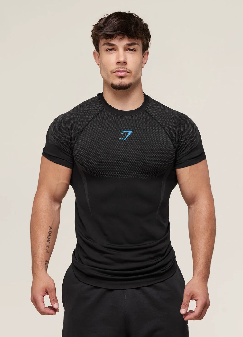 Gymshark Onyx 5.0 Seamless T-Shirt - Black/Onyx Grey - Medium & Large
