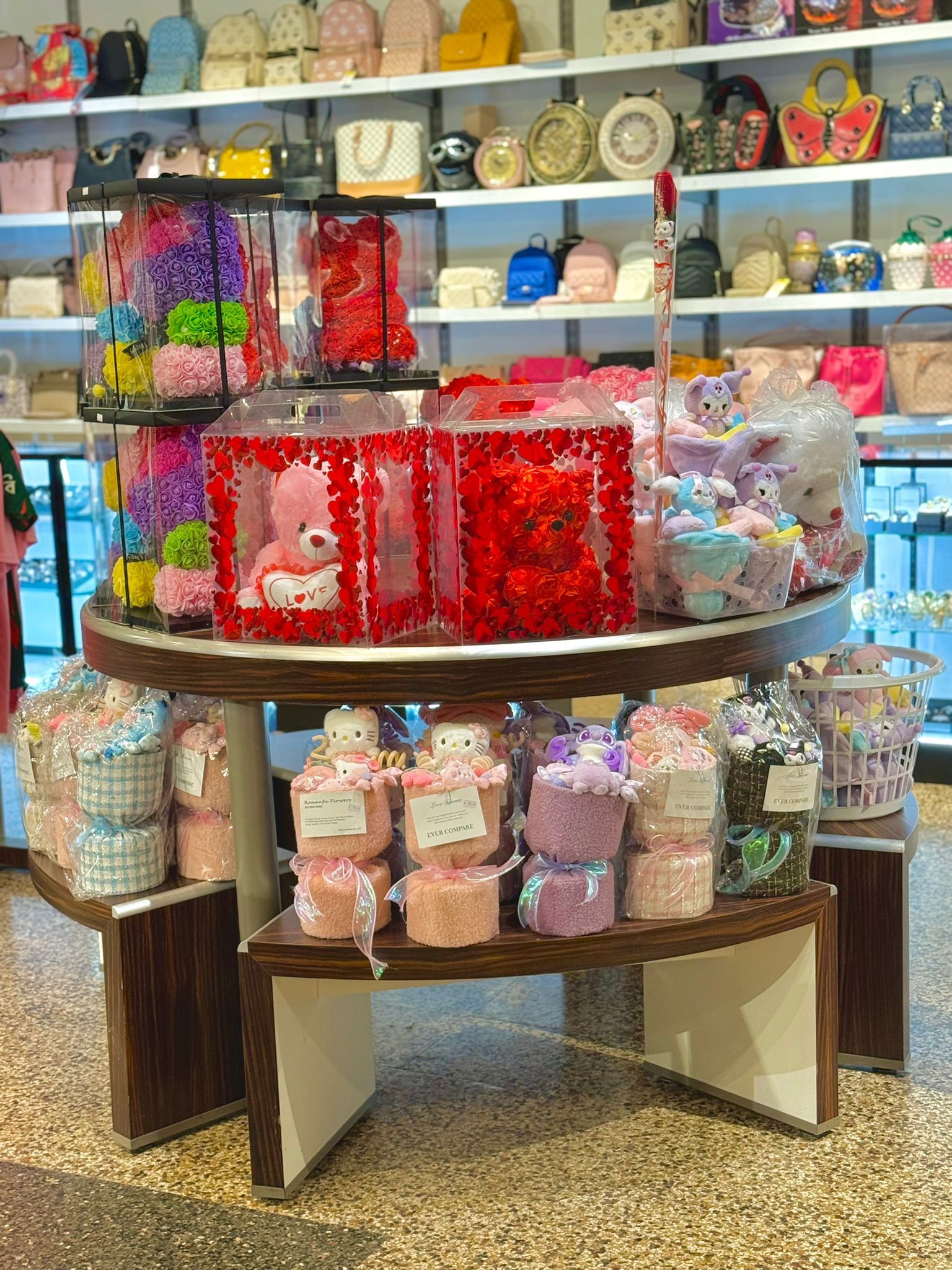 Gifts/Teddy/Bouquet