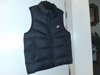 Men's nike puffy vest size large brand new all black